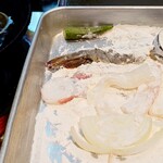 居酒屋 味平 - てんぷらの具材＆コンロ