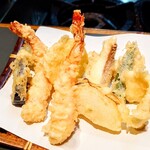 居酒屋 味平 - てんぷらの盛り合わせ