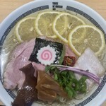 煮干しのビリー - 色彩やか､豪華な具材！