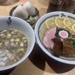 煮干しのビリー - 濃厚レモンつけ麺1400円➕おにぎり2ヶ250円