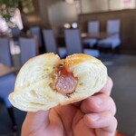 グルメハウス　プシューケ - パンに染み込むバターが◎