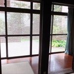 弥次兵衛 - 縁側でぼ～♪