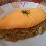 セットのメインオムライス