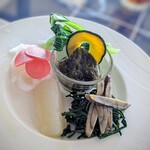 カフェ&ヤド コモ - 料理写真:先ずは「島野菜前菜プレート 」なんて美しい！♡
島野菜が彩り良く、それぞれの特徴を生かす味わいで楽しんでいただきました。最高！としか言えません。冬瓜がココにも。大好き♡
