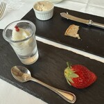 ラ・ブランシュ - ・淡路島新玉ねぎのアイス
      ・福島とちおとめ