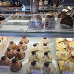 PATISSERIE FOUR - 売り場