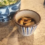酉縁 - 蕎麦？って思うほど、小さなつけ汁