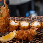 とんかつ マンジェ - 2025.3 超特大海老フライ（1尾 3,300円）