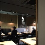 中目黒焼肉 登牛門 - 店内