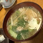 鮨処藤 - 鰹出汁が効いている豚汁は、握りでなくどんぶり飯を食べたくなる