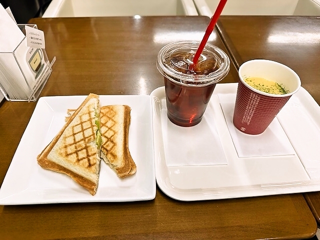 S cafe（エス カフェ） &ndash; 郡山富田の落ち着くカフェでくつろぎタイム