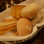 イル・テアトロ - パン