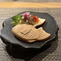鉄板焼き 恵伝 - ズワイガニとイクラの最中