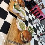 ハンバーガー モミジ - 