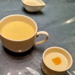 キッチンカフェBONKURA - 手作りお豆腐は一人一つです〜♥