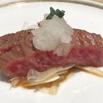 仙台牛焼肉 花牛 - 炙り仙台牛のみぞれ和え