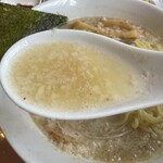 ちょもらんま - 背脂有りのスープ