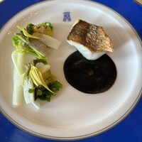 トゥールダルジャン 東京 - メバルのポワレ
