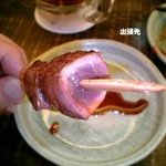 豚匠 - 半ゴロレバ　は　レア焼きレバです