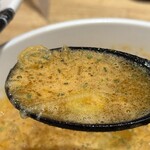 彩色ラーメンきんせい 高槻本店 - 濃厚海老鶏豚骨のつけ汁