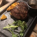 QUAYS pacific grill - 