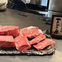 肉 希々 - 