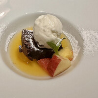 マンジャーモ - 