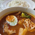 カフェ オトノヴァ - トマトスープカレー