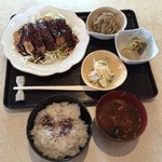 ビーズ - 日替わりランチ 