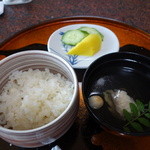 割烹 戸田本店 - タイ飯とタイの吸い物