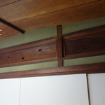 割烹 戸田本店 - 三階１号室の欄間には透かしがない。