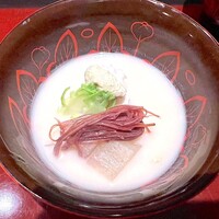 青蓮院門跡前 月おか - 