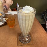 シマノコーヒー 大正館 - コーヒー牛乳シェイク 750円