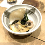 鮨 とぐら - 御通し　　つぶ貝　ギリギリの加熱っぷりぷり　byまみこまみこ