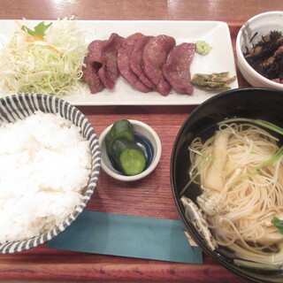 日本料理 田中 ひっつみ庵_1