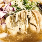 煮干しラーメン キングニボラ - 期間限定「広島牡蠣怪獣カキジャロン」牡蠣ラーメン