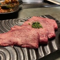 和牛とワイン 焼肉きゅうこん - 