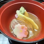 神楽坂 前田 - 治部煮はちょっとボリューム少なかった　もっとたっぷり食べたい