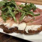 Kona Coffee Purveyors | b. patisserie - 