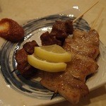 じろう桜 - 豚串と，つらみ（頬）