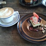 カフェ・ラ・ファミーユ - 