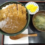 どんぶりや - かつカレー丼 900円
