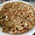 インド料理 パリワル - アルパラタ(¥580)