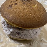 朧八瑞雲堂 - 皮もムースクリームも粒餡も全て美味しい。