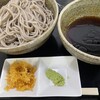 なぜ蕎麦にラー油を入れるのか。  富士店