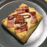 NIKI BAKERY - エッグトースト　237円