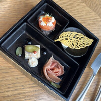 DINING & BAR TABLE 9 TOKYO - 