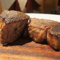 神戸牛炉釜炭焼ステーキ IDEA 銀座 - 炭火でこんがり・・。