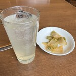 成龍萬寿山 - レモンサワーに搾菜が付きます！