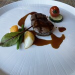 イル・テアトロ - 牛フィレ肉のグリリアータ 季節の野菜添え